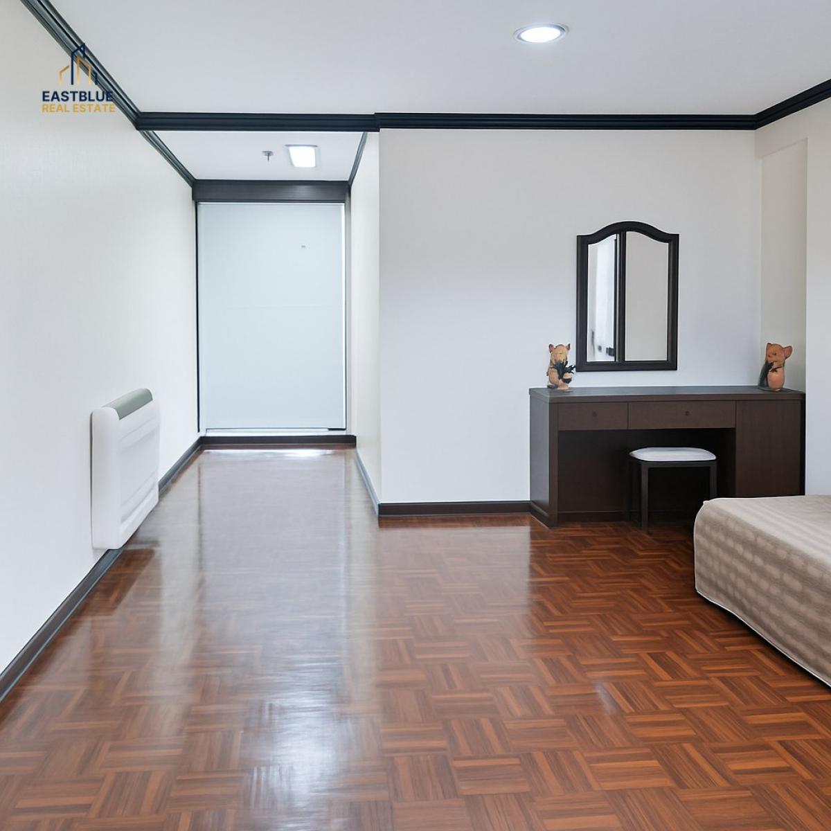 ขายคอนโดสุขุมวิท อโศก ทองหล่อ : 03/04/2026, รวมค่าโอนLuxury Condo 3 ห้องนอน ใจกลางพร้อมพงษ์ 195 ตรม. พร้อมอยู่! 
ขาย 10.99 ล้าน ใกล้ BTS/MRT สะดวกทุกการเดินทาง! 0642748883