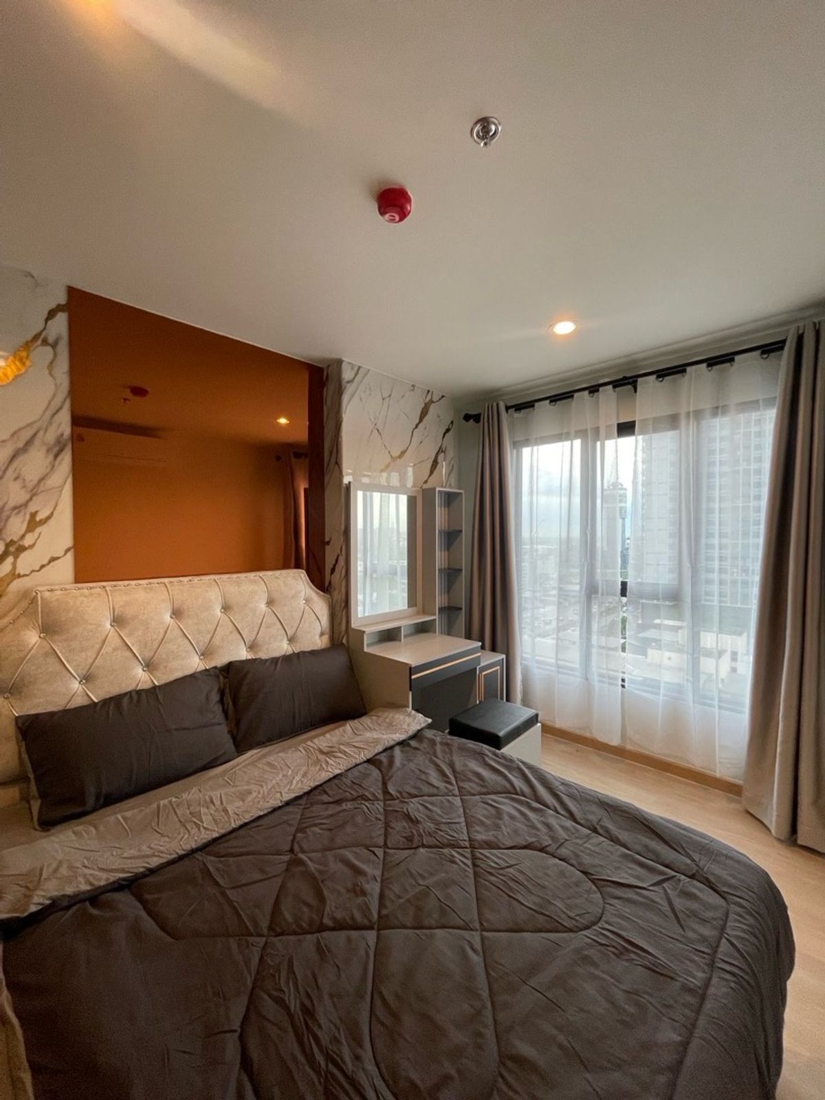 For RentCondoPathum Thani,Rangsit, Thammasat : Owner for Rent Terra Residence, Thammasat, Ferrier+KK, uses all new power.