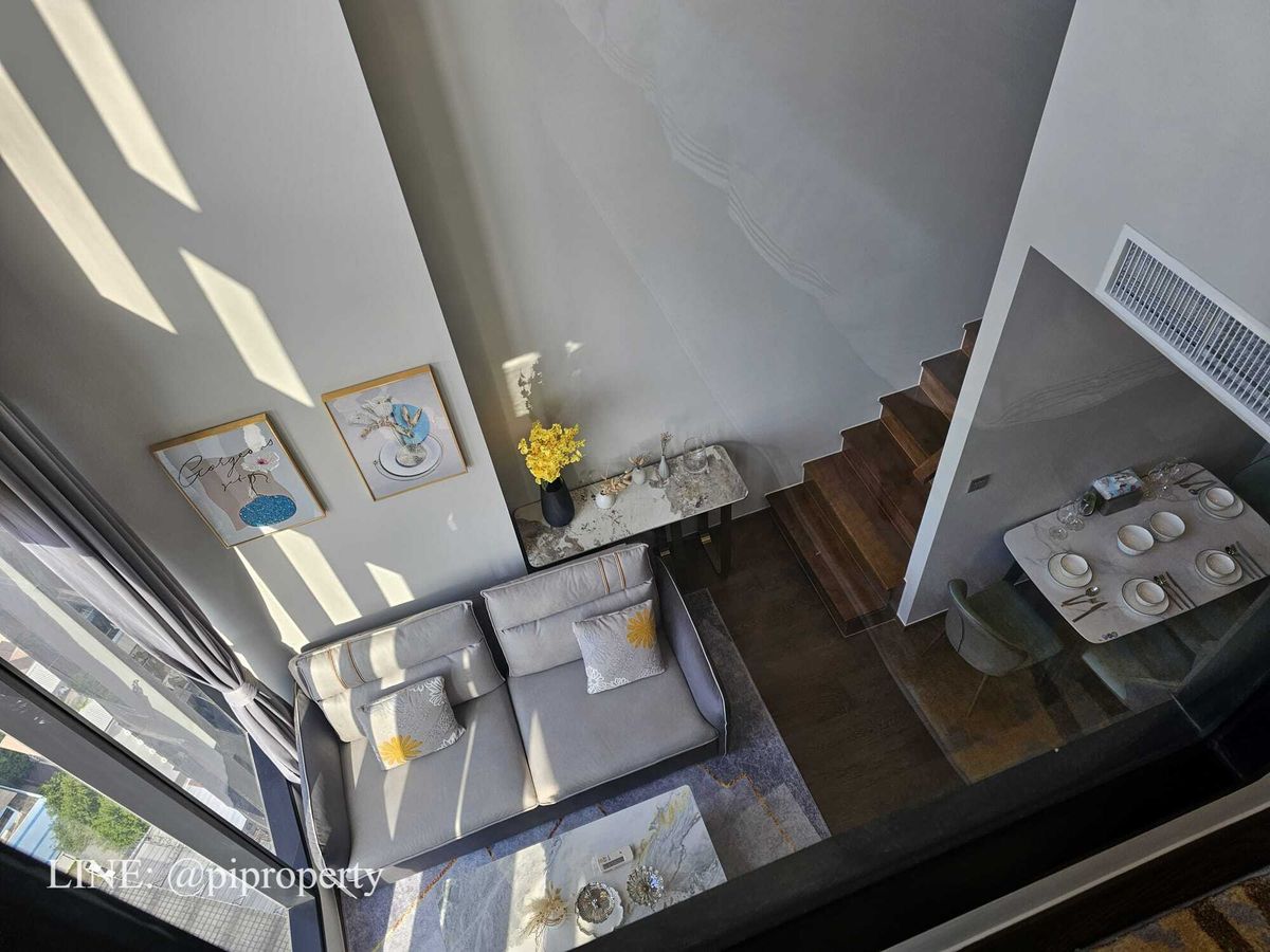 ให้เช่าคอนโดอารีย์ อนุสาวรีย์ : ดูเพล็กซ์ชั้นสูง 2 ห้องนอน ให้เช่า ไอดีโอ คิว วิคตอรี่ 0 เมตร จาก BTS ชัยชนะ และศตวรรษที่ลานภาพยนตร์ โรงเรียนและโรงพยาบาลที่ดีโดยรอบ