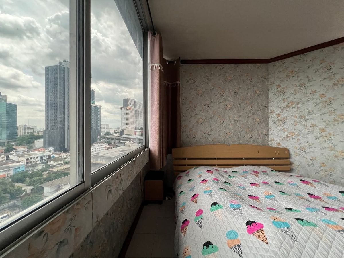 For SaleCondoKasetsart, Ratchayothin : Good view room, gold location 🔥 Condo for sale, Supalai Park Phahonyothin 21🔥