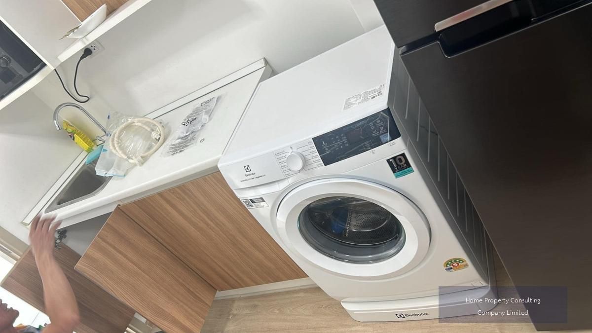 For SaleCondoOnnut, Udomsuk : Condo for sale Elio Sukhumvit 64 . Interested in negotiating @condobkk (with @) Code H33216