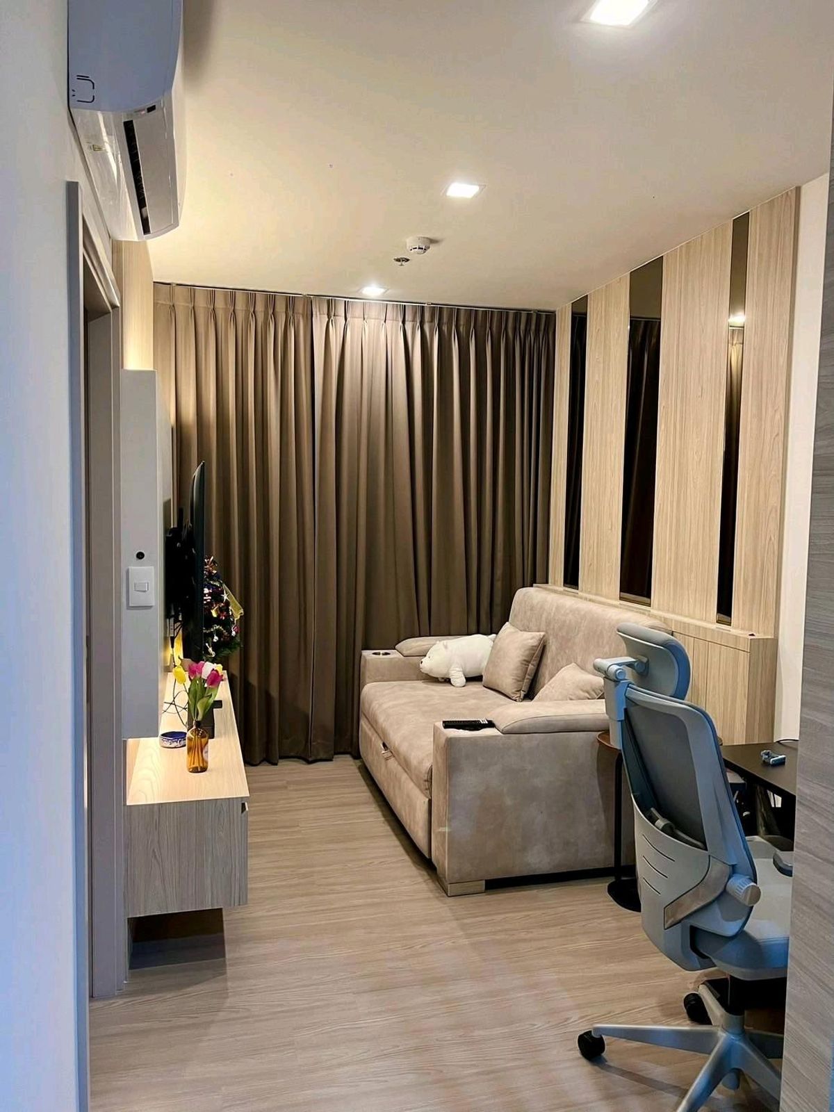 ให้เช่าคอนโดพระราม 9 เพชรบุรีตัดใหม่ RCA : For Rent ✨️ : The Base Petchburi thonglor     ( 1 bed )   34 sq.m.  20,000  THB Tel. 0924235675 Cate.