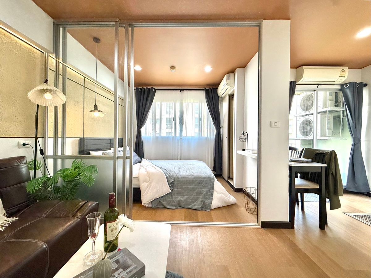CondoKaset Nawamin,Ladplakao : Lumpini Condo Town Ram Inthra-Lat Pla Khao, 6th floor, North Garden View New hotel decoration room