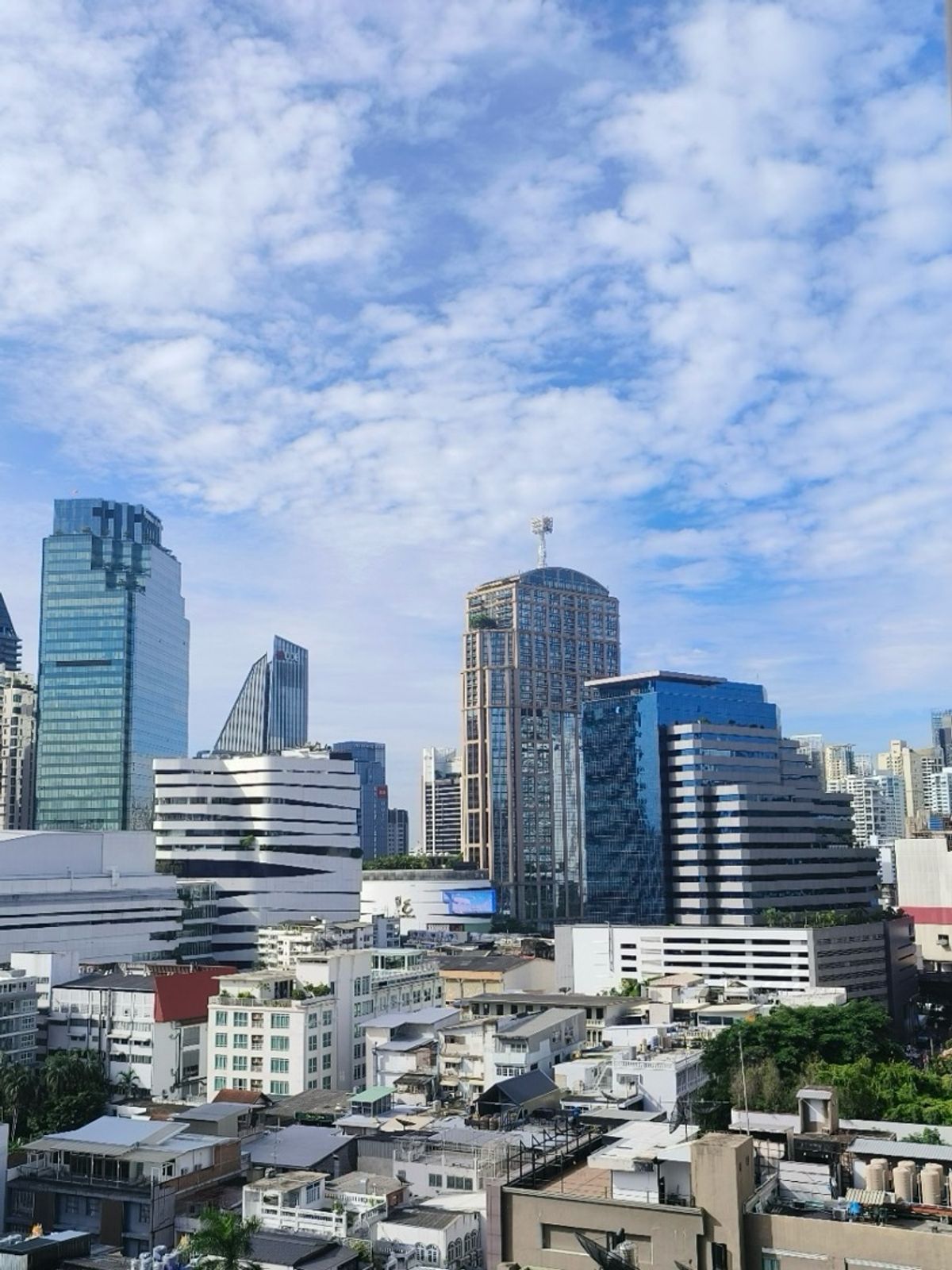 ให้เช่าคอนโดสุขุมวิท อโศก ทองหล่อ : เช่าด่วน Noble be33