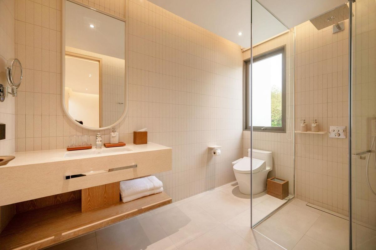 ขายพัทยา บางแสน ชลบุรี สัตหีบ : ขาย Pool Villa Mövenpick – White Sand Beach 130 ตรว. นาจอมเทียน พูลวิลล่าหรู ใกล้ชายหาดเพียง 200 ม.