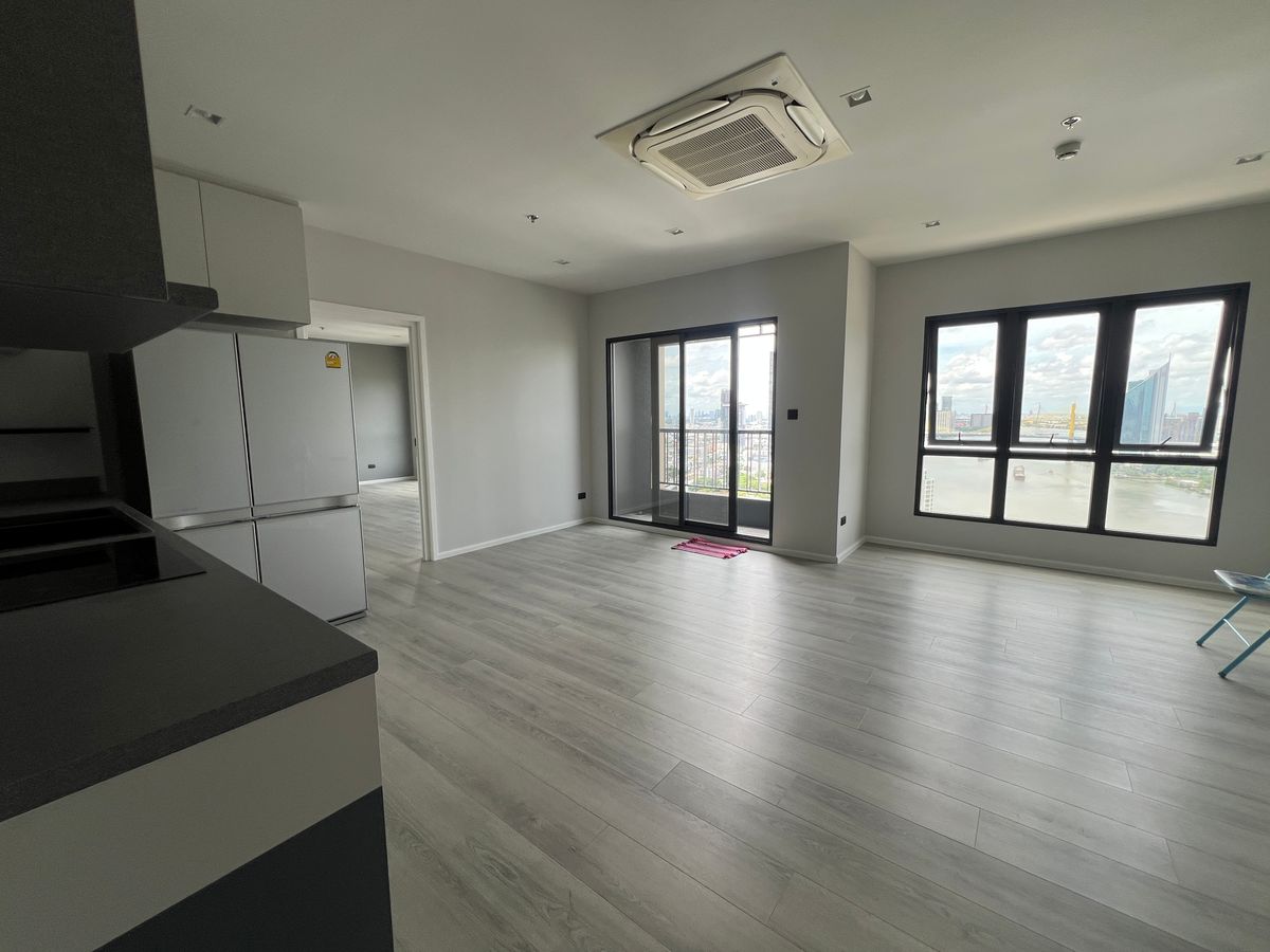 ขายคอนโดพระราม 3 สาธุประดิษฐ์ : ขายห้อง ยูนิตพิเศษ  3 ห้องนอนThe Key Rama 3 ใกล้ Terminal 