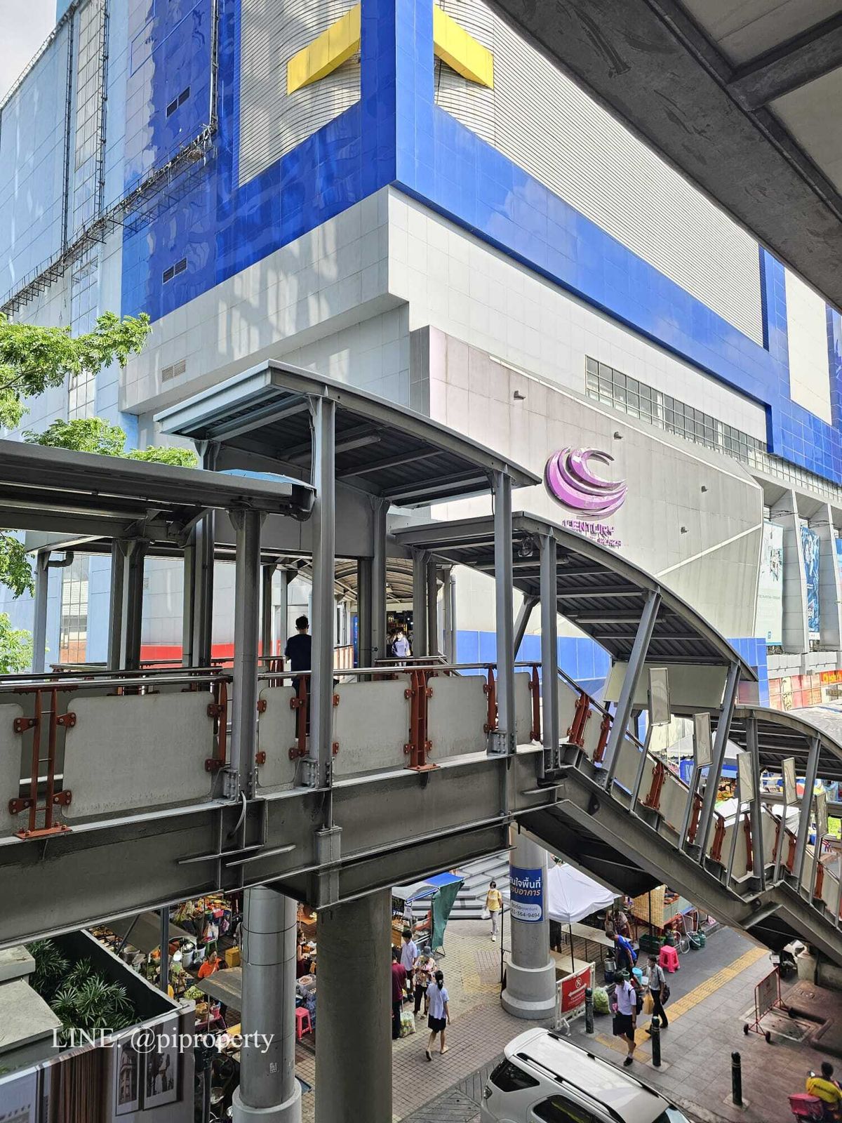 ให้เช่าคอนโดอารีย์ อนุสาวรีย์ : ดูเพล็กซ์ชั้นสูง 2 ห้องนอน ให้เช่า ไอดีโอ คิว วิคตอรี่ 0 เมตร จาก BTS ชัยชนะ และศตวรรษที่ลานภาพยนตร์ โรงเรียนและโรงพยาบาลที่ดีโดยรอบ