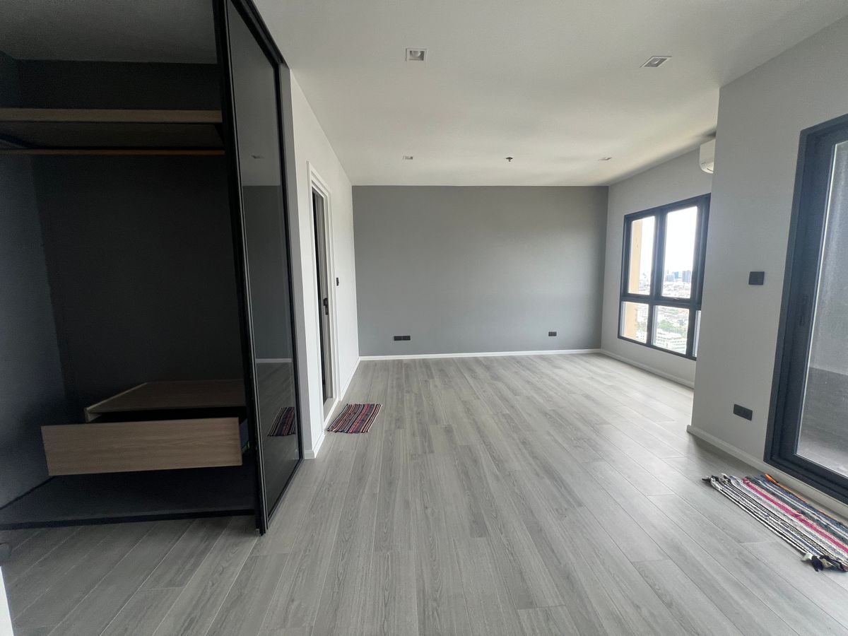 ขายคอนโดพระราม 3 สาธุประดิษฐ์ : ขายห้อง ยูนิตพิเศษ  3 ห้องนอนThe Key Rama 3 ใกล้ Terminal 