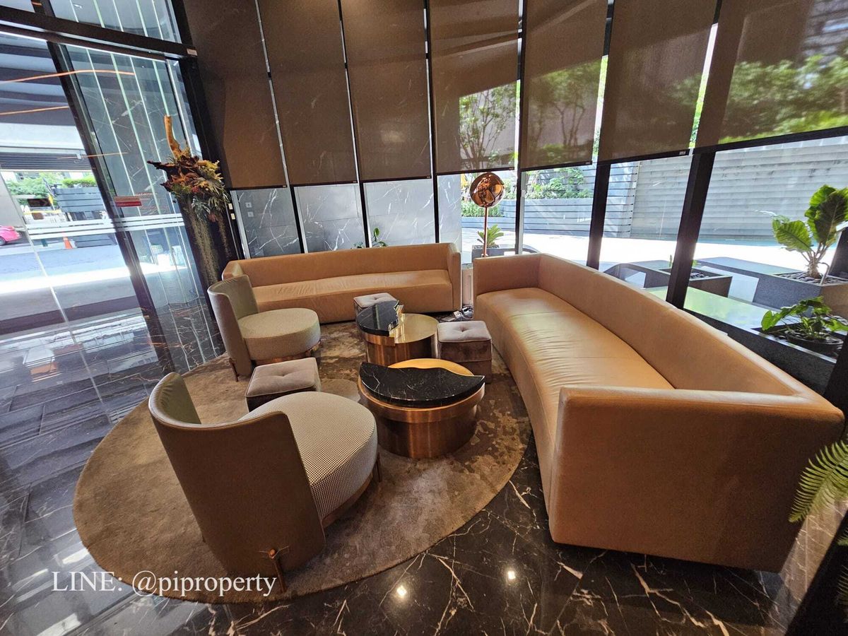 ให้เช่าคอนโดอารีย์ อนุสาวรีย์ : ดูเพล็กซ์ชั้นสูง 2 ห้องนอน ให้เช่า ไอดีโอ คิว วิคตอรี่ 0 เมตร จาก BTS ชัยชนะ และศตวรรษที่ลานภาพยนตร์ โรงเรียนและโรงพยาบาลที่ดีโดยรอบ