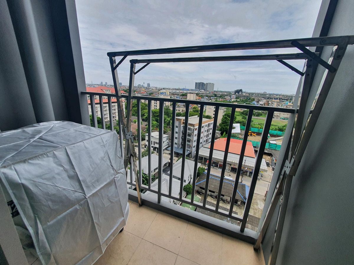For RentCondoSamut Prakan,Samrong : Condo for rent Supalai Veranda Sukhumvit 117  Make an appointment to view the room 👉line: @pfbkk
