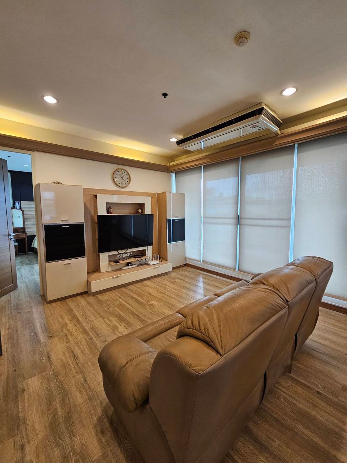 ให้เช่าคอนโดราชเทวี พญาไท : Rare Item! Baan Klang Krung Siam–Pathumwan 3 ห้องนอน 164 ตร.ม. ใกล้ BTS ราชเทวี เช่าเพียง 65,000 บาท/เดือน ติดต่อ 0968623850 