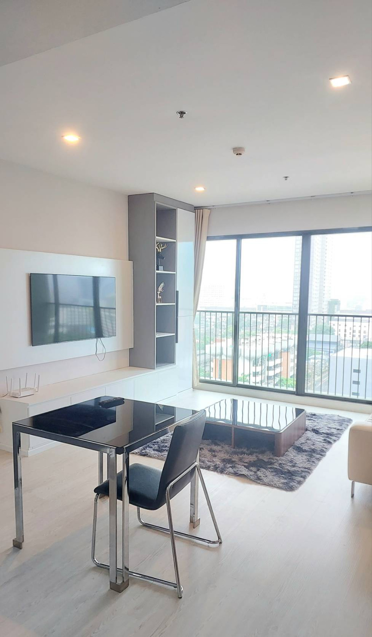 For SaleCondoSukhumvit, Asoke, Thonglor : Condo for sale, Noble solo, 34 sq.m. studio room, only 3.8 million baht (selling with tenants)