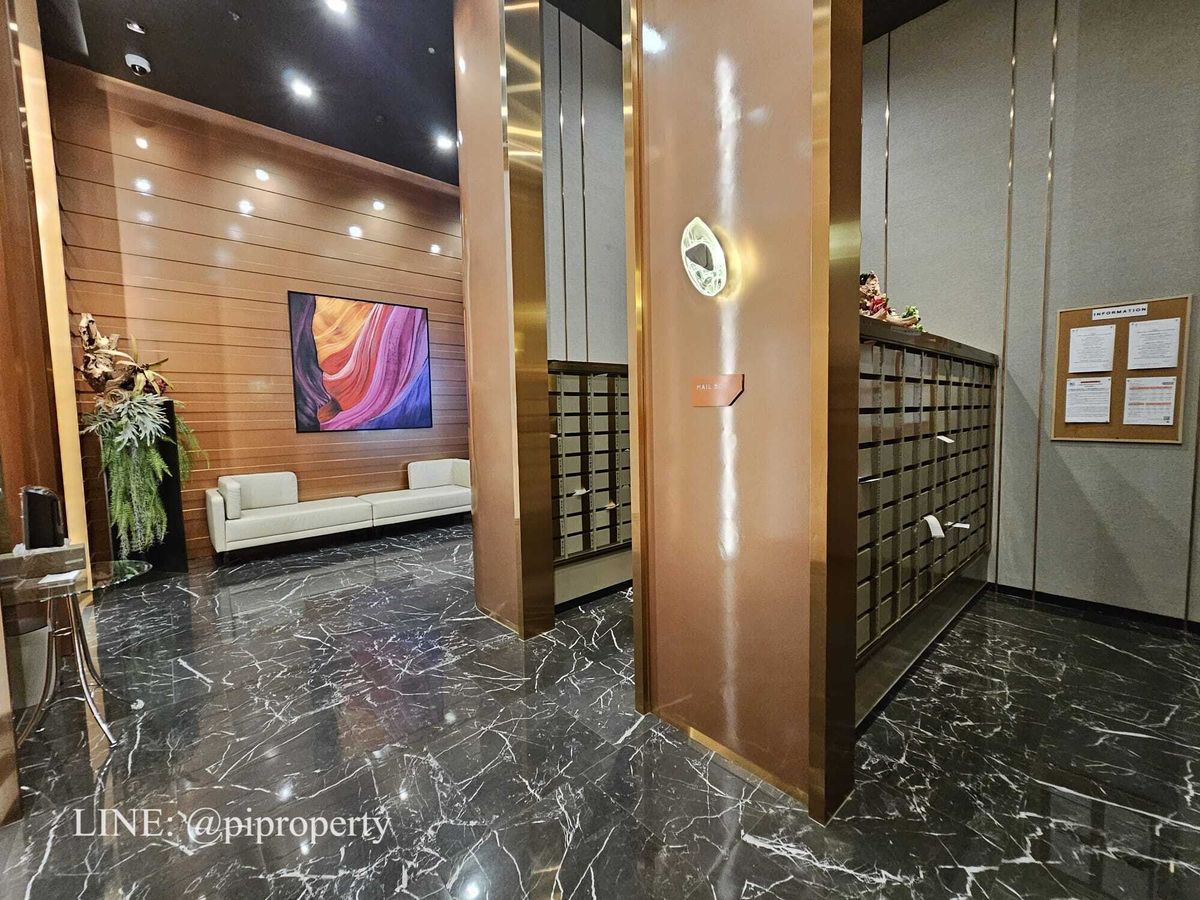 ให้เช่าคอนโดอารีย์ อนุสาวรีย์ : ดูเพล็กซ์ชั้นสูง 2 ห้องนอน ให้เช่า ไอดีโอ คิว วิคตอรี่ 0 เมตร จาก BTS ชัยชนะ และศตวรรษที่ลานภาพยนตร์ โรงเรียนและโรงพยาบาลที่ดีโดยรอบ