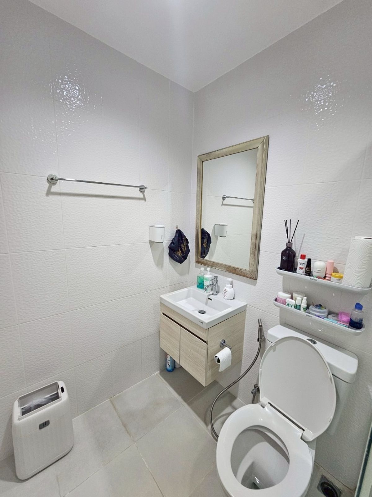 ขายคอนโดปิ่นเกล้า จรัญสนิทวงศ์ : ขายต่ำกว่าประเมินสุดๆ เจ้าของอยู่เอง รักมาก ชั้นสูงใกล้ rooftop 