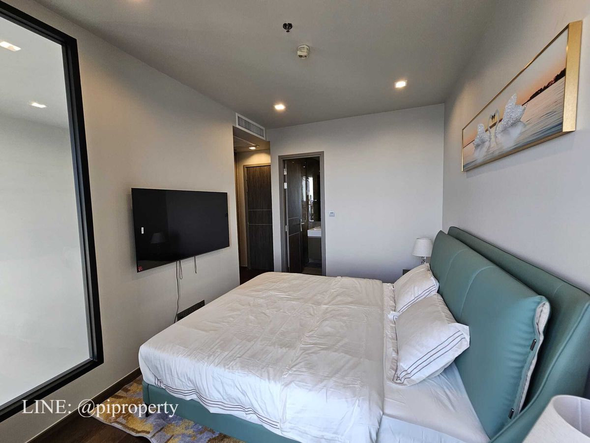 ให้เช่าคอนโดอารีย์ อนุสาวรีย์ : ดูเพล็กซ์ชั้นสูง 2 ห้องนอน ให้เช่า ไอดีโอ คิว วิคตอรี่ 0 เมตร จาก BTS ชัยชนะ และศตวรรษที่ลานภาพยนตร์ โรงเรียนและโรงพยาบาลที่ดีโดยรอบ