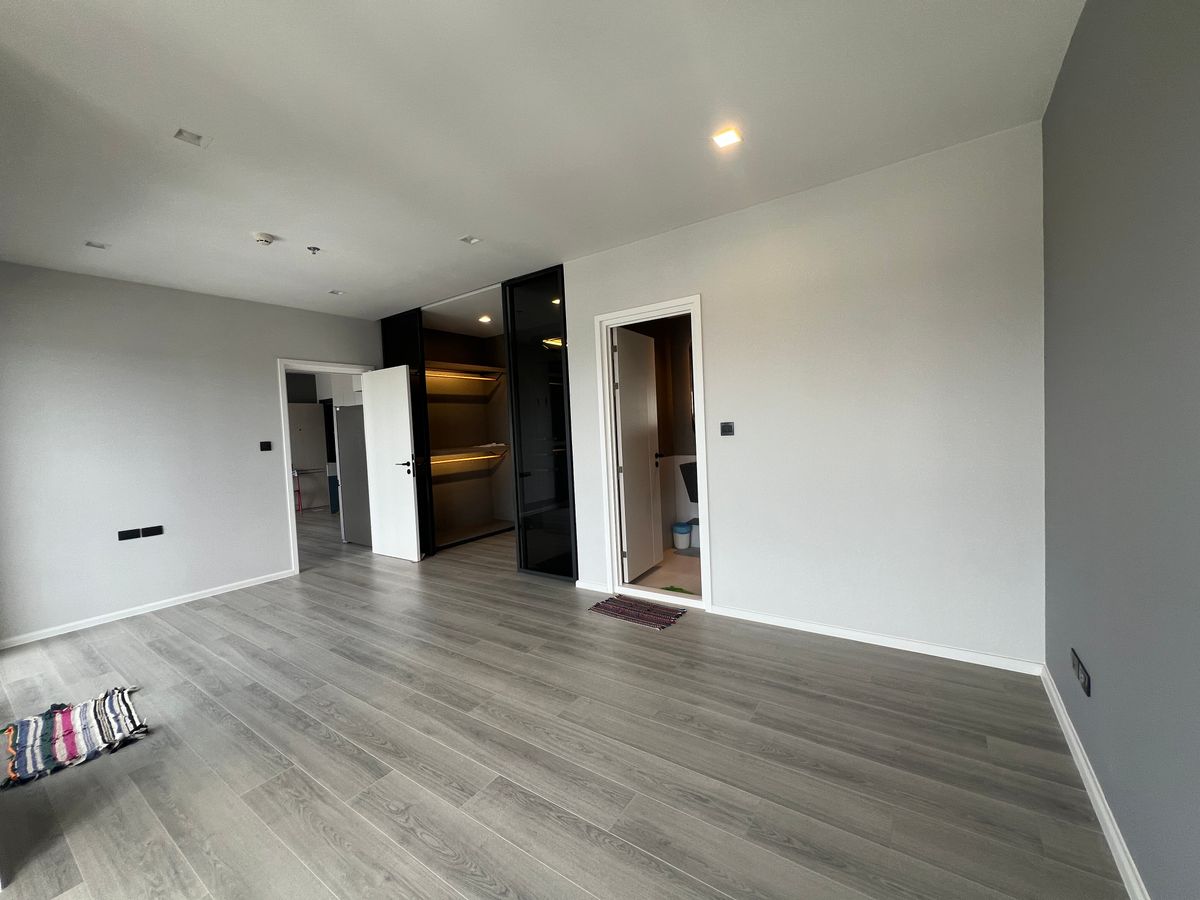 ขายคอนโดพระราม 3 สาธุประดิษฐ์ : ขายห้อง ยูนิตพิเศษ  3 ห้องนอนThe Key Rama 3 ใกล้ Terminal 