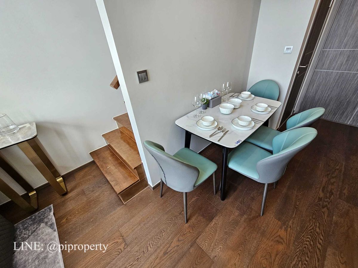 ให้เช่าคอนโดอารีย์ อนุสาวรีย์ : ดูเพล็กซ์ชั้นสูง 2 ห้องนอน ให้เช่า ไอดีโอ คิว วิคตอรี่ 0 เมตร จาก BTS ชัยชนะ และศตวรรษที่ลานภาพยนตร์ โรงเรียนและโรงพยาบาลที่ดีโดยรอบ