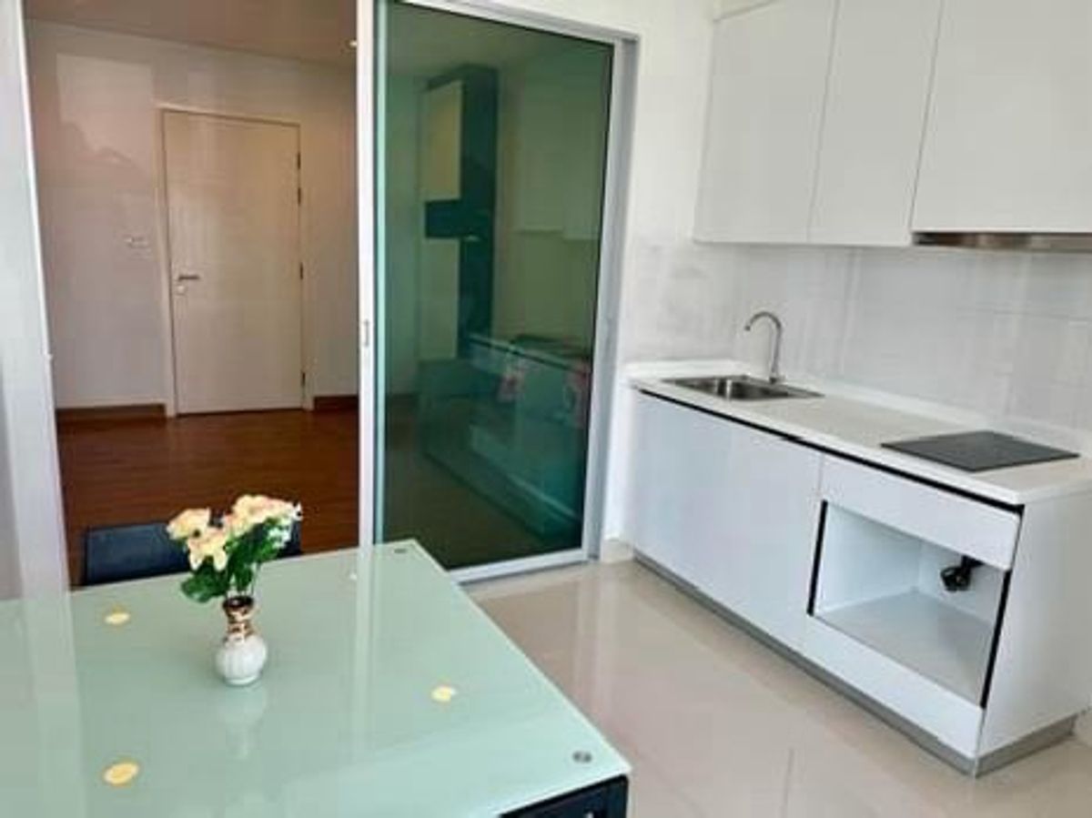 ขายคอนโดรัชดา ห้วยขวาง : 📣 [For Sale] ขายด่วน !! คอนโด Centric Ratchada-Suthisarn