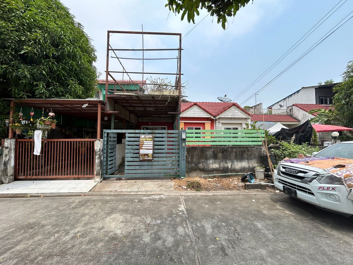 ขายทาวน์โฮมปทุมธานี รังสิต ธรรมศาสตร์ : AI 0438 : กรีน การ์เด้น โฮม 8