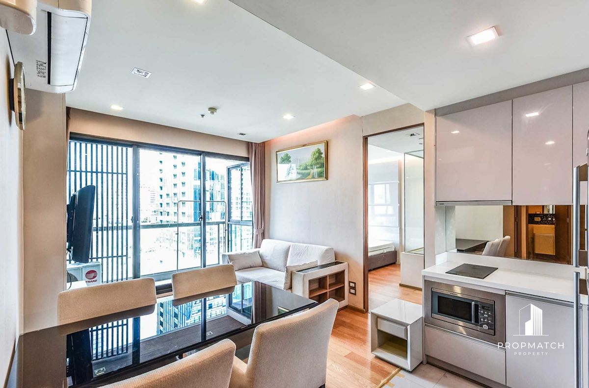 For SaleCondoSathorn, Narathiwat : Ready for Sale !! Ready to sell The Address Sathorn, near BTS-St. Louis 2 bedrooms, 2 bathrooms, 66 sq. M.