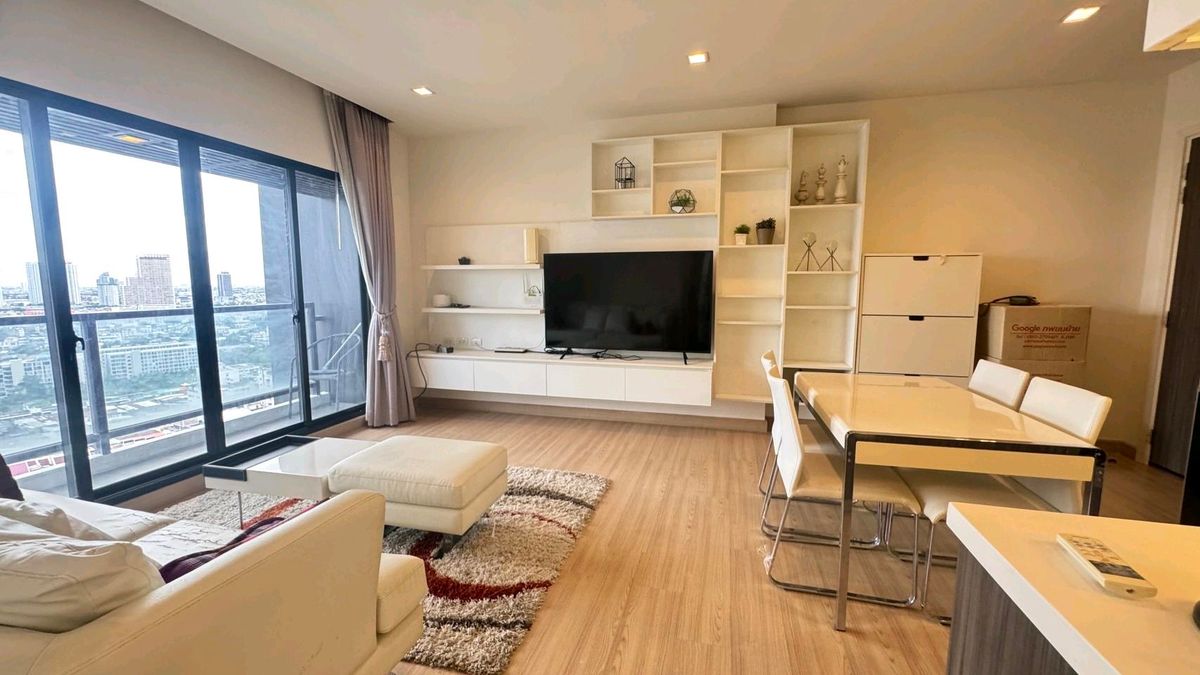 ให้เช่าคอนโดวงเวียนใหญ่ เจริญนคร : Urbano Absolute Sathorn-Taksin | 2 ห้องนอน ให้เช่า เพิ่งรีโนเวท สภาพดี วิวสวย น่าอ่ ราคาดี