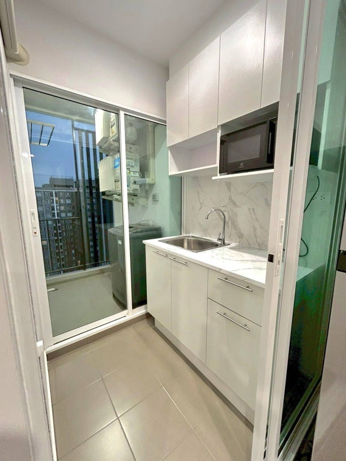 For RentCondoBangna, Bearing, Lasalle : Regent Home Bangna, new room New room, block box B, floor 30