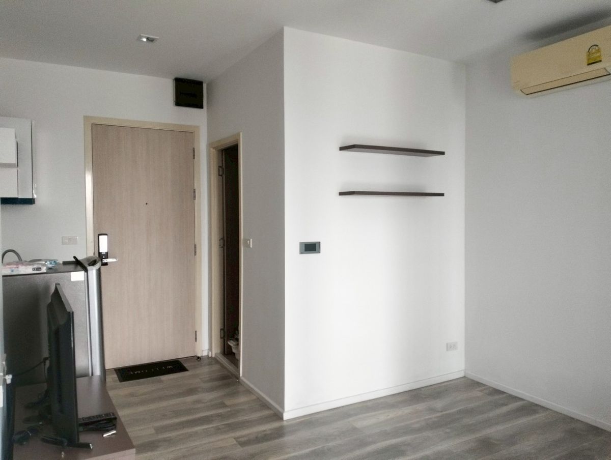 ขายคอนโดสมุทรปราการ สำโรง : Foreigner Quota ขายคอนโด Knightsbridge Sky River Ocean ราคา 1,990,000 บาท [YRs250204]