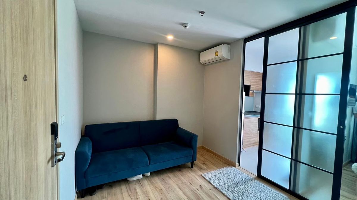 For RentCondoPinklao, Charansanitwong : ⭐️ Brix Condominium ⭐️ The room is very beautiful, decorated with Complete electrical appliances