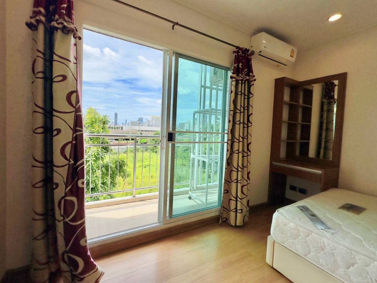 For SaleCondoRama9, Petchburi, RCA : The balcony is very wide! Large corner room 44.73 sq. 📍Supalai Wellington 2 only 3.19 deleted. Cheapest 🔥 Hurry to watch before anyone else (call 081-152-6154).