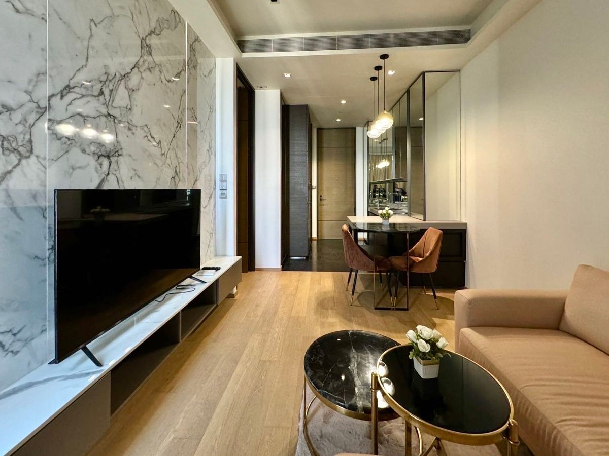 ขายคอนโดวิทยุ ชิดลม หลังสวน : 28 Chidlom : 28 ชิดลม, กรุงเทพ