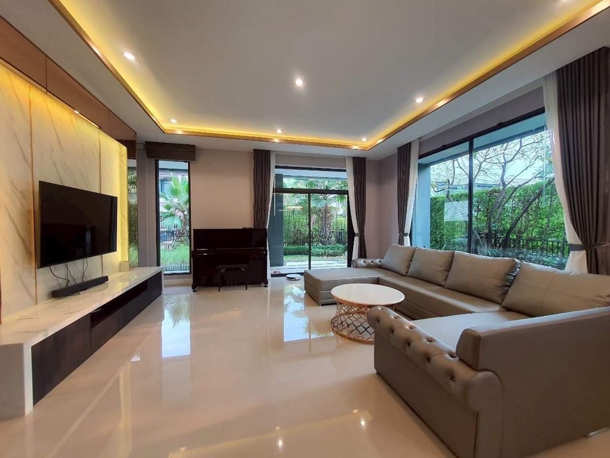 ขายบ้านปิ่นเกล้า จรัญสนิทวงศ์ : 🌟The Grand ปิ่นเกล้า โซน Alpina บ้านขนาดใหญ่พิเศษ! ที่ดิน 112.2 ตร.ว. บิ้วอินครบ ใหม่แทบไม่เคยอยู่🌟