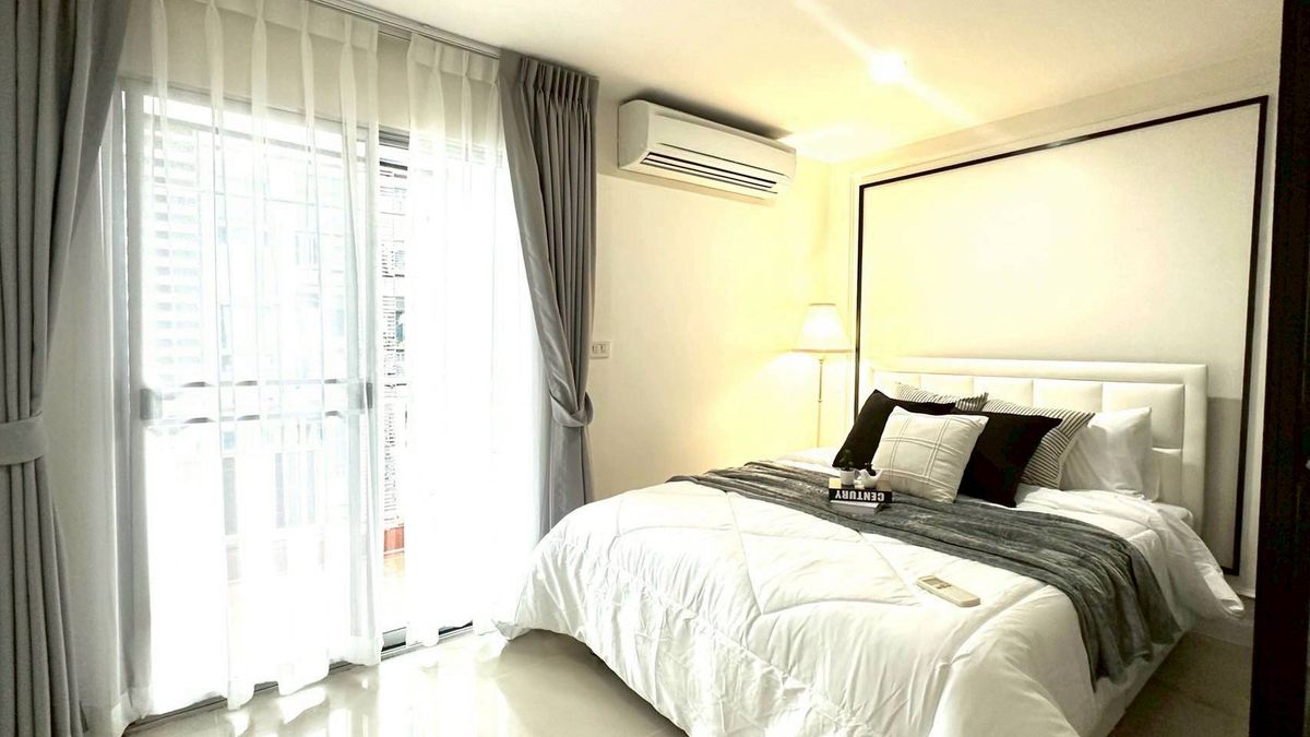 ขายคอนโดบางนา แบริ่ง ลาซาล : ขายคอนโดห้องสวยพร้อมอยู่ Regent Home 7/2 สรรพาวุธ ใกล้ BTS บางนา และ อุดมสุข