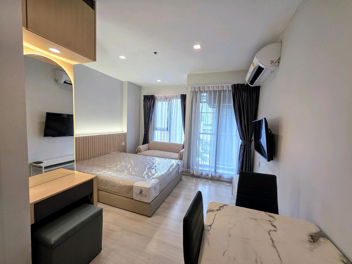 For RentCondoWitthayu, Chidlom, Langsuan, Ploenchit : For Rent 🍀 Life One Wireless 🏢 Luxury condo in the heart of the city, near Central Embassy and BTS Ploenchit, only 800 m.