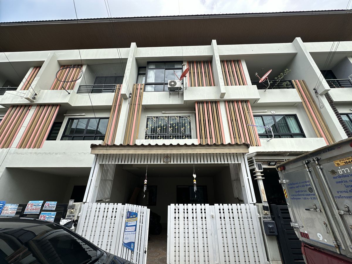 ขายทาวน์โฮมเกษตร นวมินทร์ ลาดปลาเค้า : BB 13045 : เดอะ ซิมโฟนี่