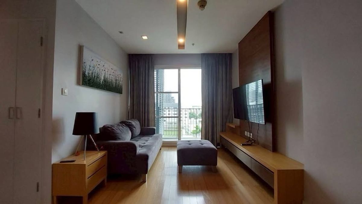 ให้เช่าคอนโดสุขุมวิท อโศก ทองหล่อ : เช่า RR255 SiRi@Sukhumvit 2ห้องนอน 2ห้องน้ำ ใกล้รถไฟฟ้า BTS ทองหล่อ