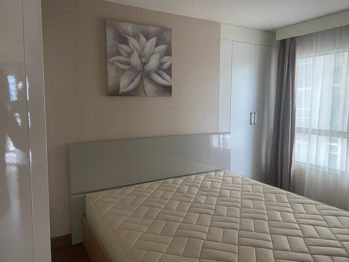 For RentCondoRama9, Petchburi, RCA : For Rent 2 Bedroom 1 Bathroom 69 SQ.M Fully Furniture Ready to Move in