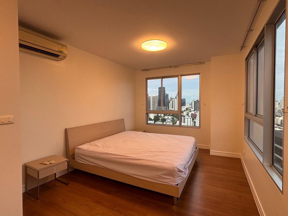 ให้เช่าคอนโดสุขุมวิท อโศก ทองหล่อ : Condo for rent  : Condo One X Sukhumvit 26( BTS Phrom Phong ) MK-02  line @livingbkk