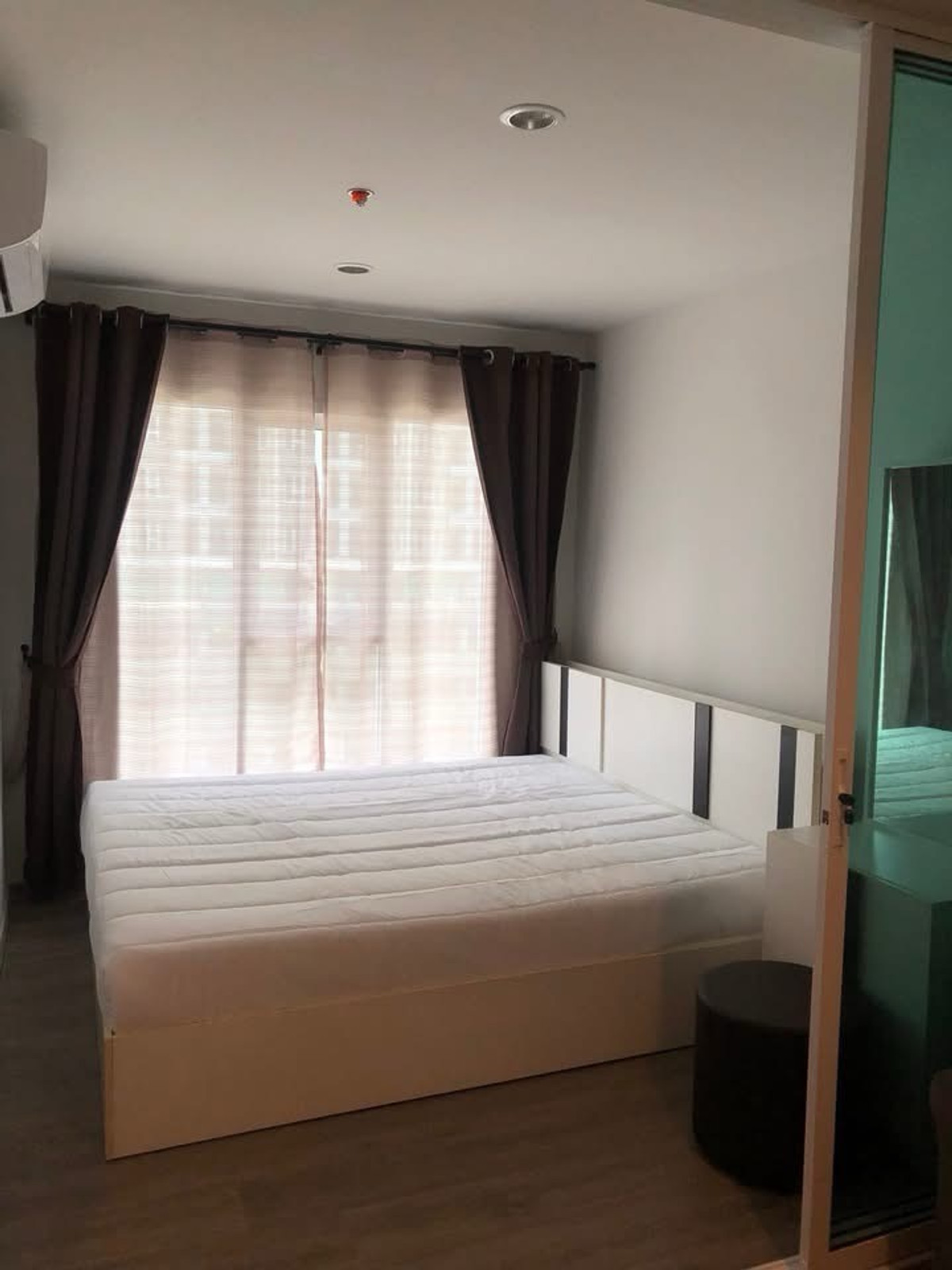 ให้เช่าคอนโดบางนา แบริ่ง ลาซาล : รีเจ้นท์โฮม บางนา ห้องใหม่เอี่ยม ห้องใหม่แกะกล่อง อาคาร A ชั้น 24 ทิศตะวันออกไม่ร้อน