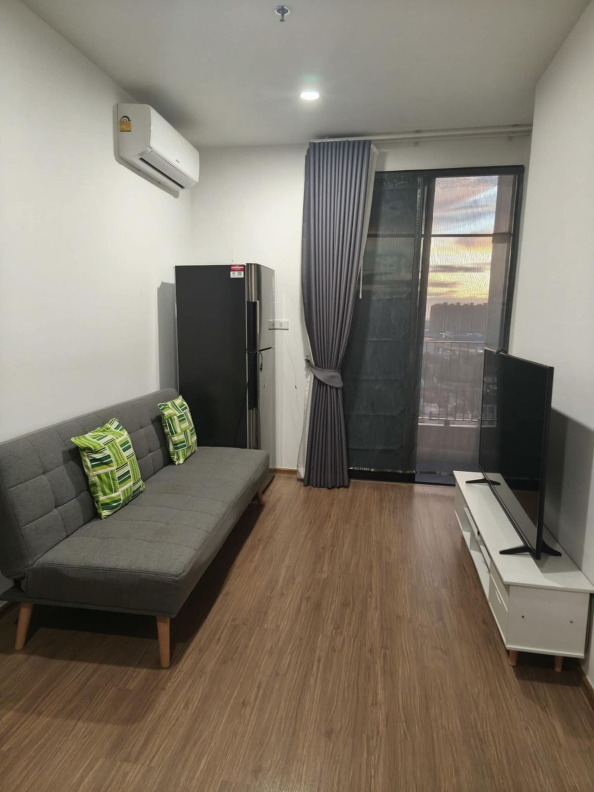 For RentCondoBang kae, Phetkasem : Big new room, brand, never rented, call 081-912-8883