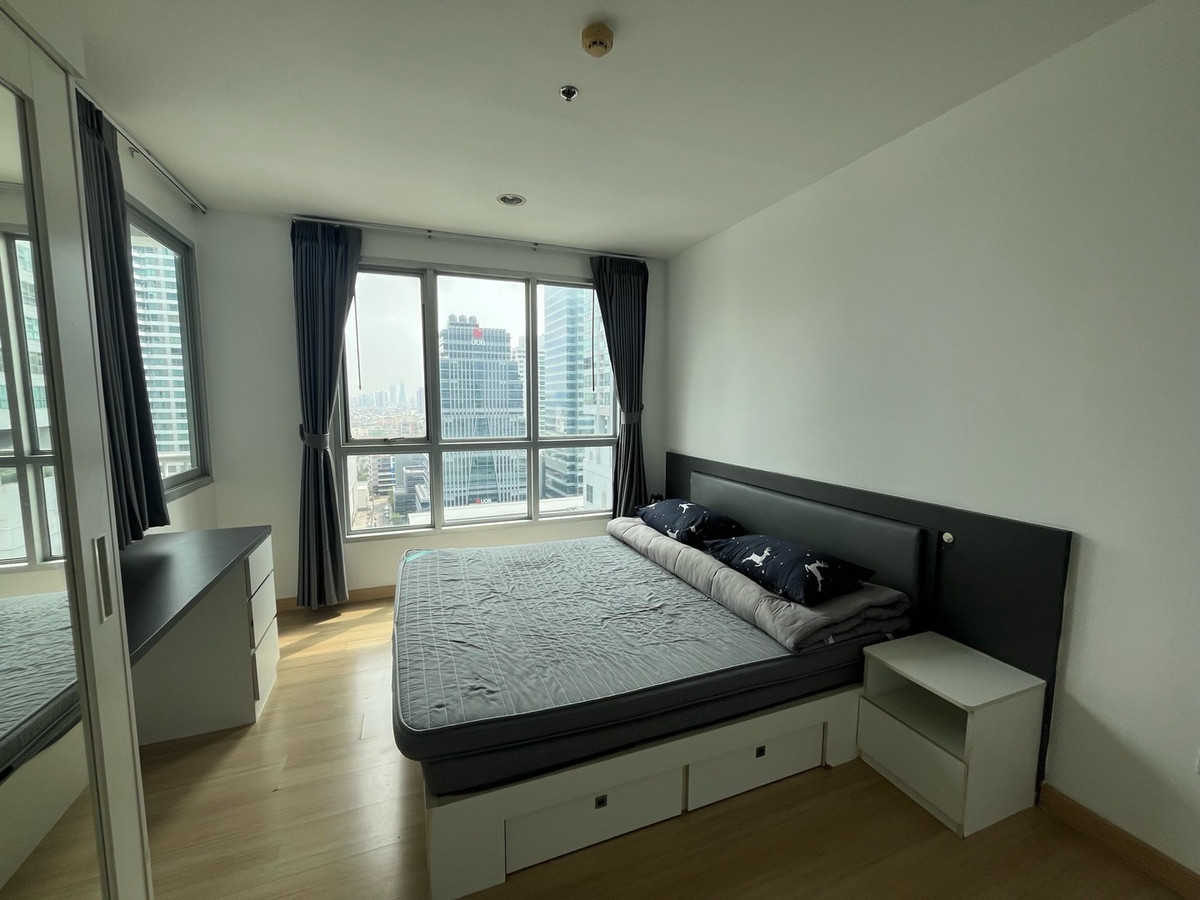 ให้เช่าคอนโดสาทร นราธิวาส : Life @ Sathorn 10 (ไลฟ์ แอท สาทร 10) (1bed1bath 41sqm)