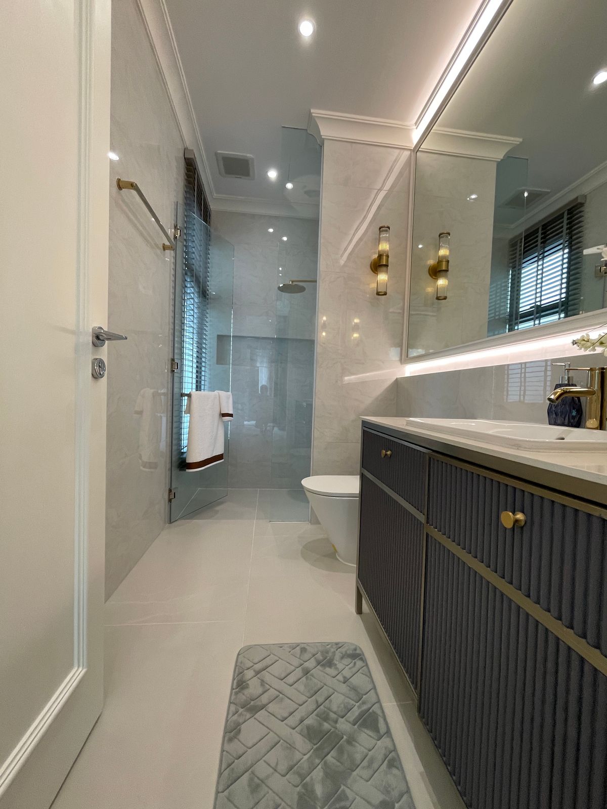 For SaleHouseSukhumvit, Asoke, Thonglor : [RARE ITEM] Luxurious corner mansion Lavista Ekkamai 10 | 429 sq m. Superior life in the heart of Ekkamai—fully decorated. Ready to move in!