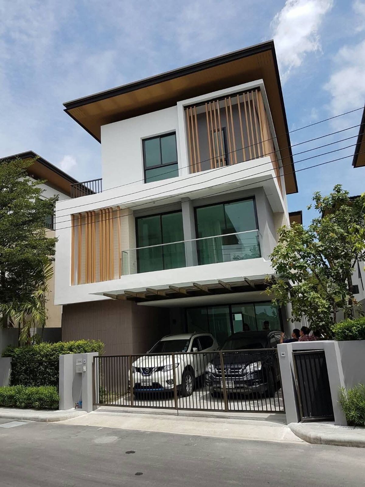 For RentHouseLadkrabang, Suwannaphum Airport : 💥 Rent 90,000 baht, detached house, AQ Arbor Project, Suan Luang Rama 9, Chalermprakiet Rama 9 Soi 48