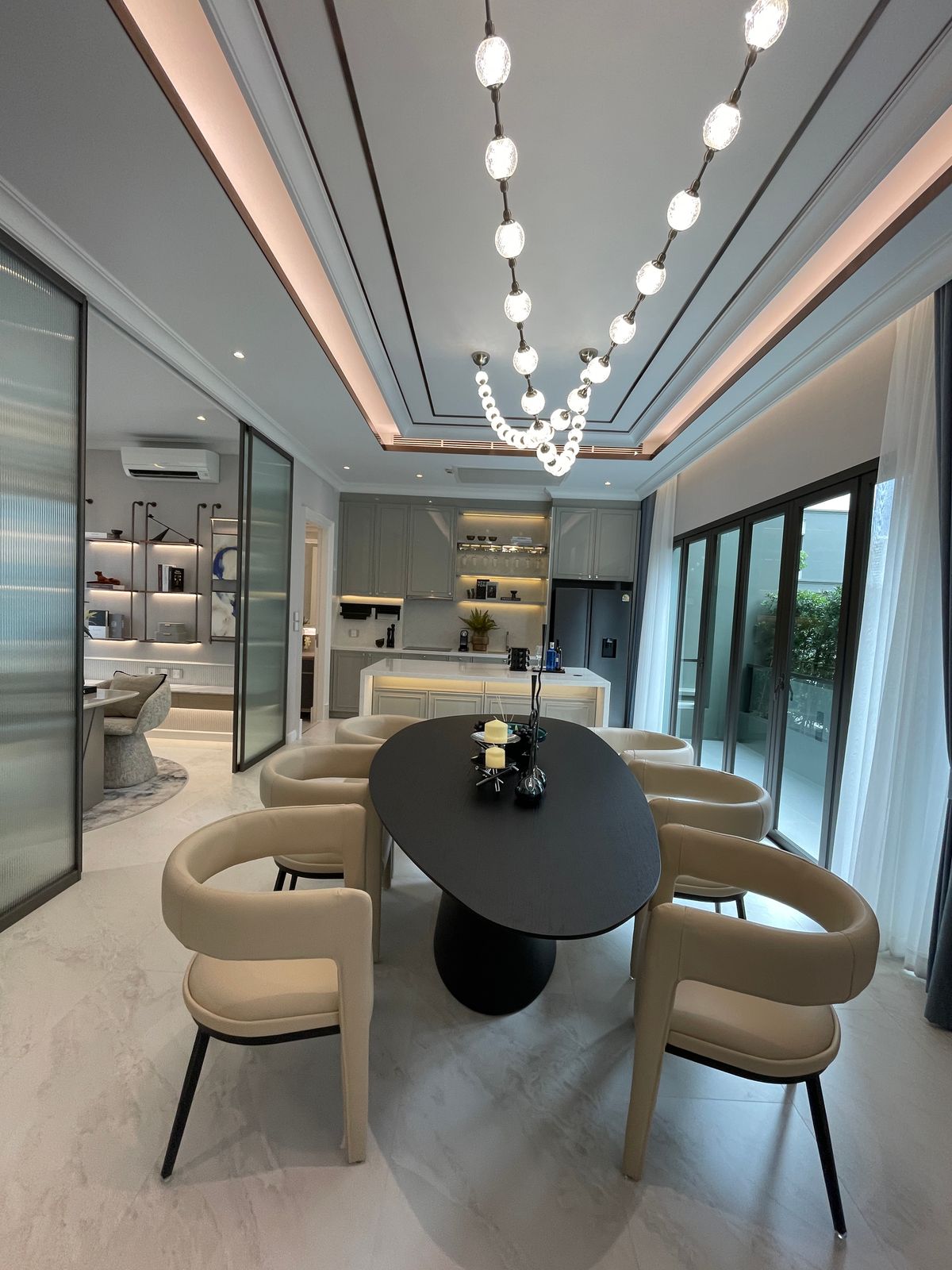 For SaleHouseSukhumvit, Asoke, Thonglor : [RARE ITEM] Luxurious corner mansion Lavista Ekkamai 10 | 429 sq m. Superior life in the heart of Ekkamai—fully decorated. Ready to move in!