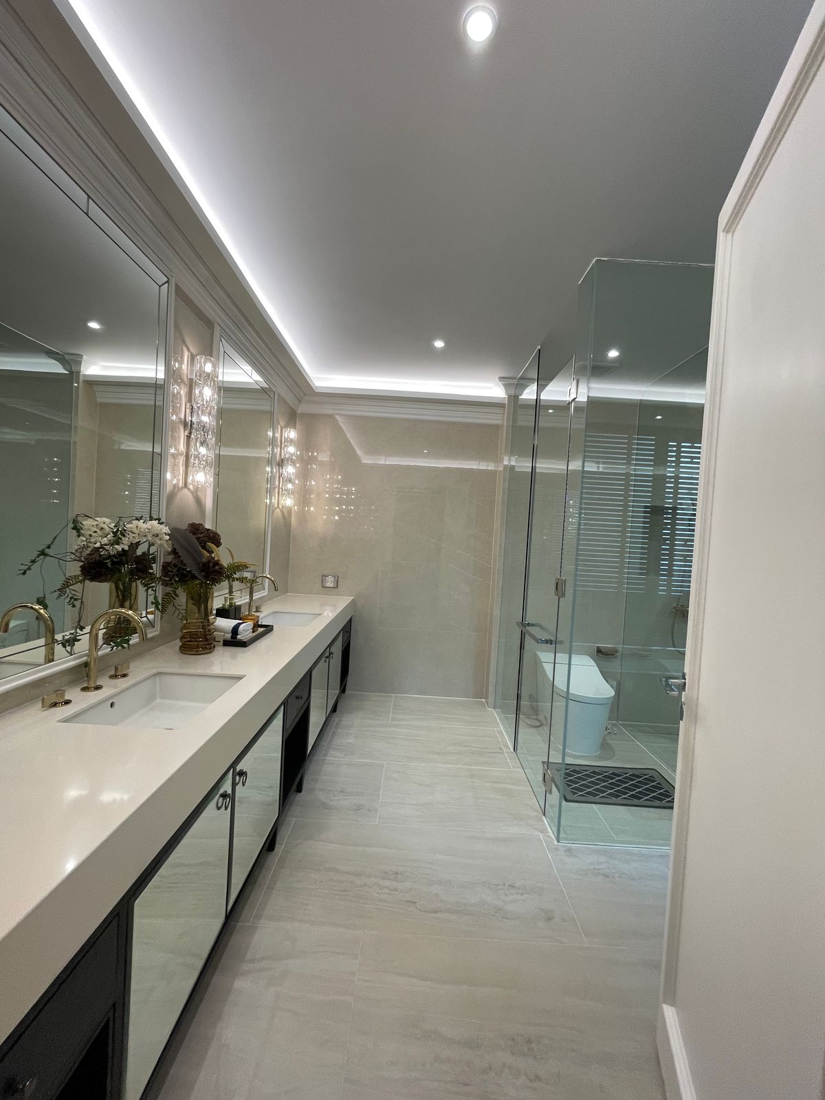 For SaleHouseSukhumvit, Asoke, Thonglor : [RARE ITEM] Luxurious corner mansion Lavista Ekkamai 10 | 429 sq m. Superior life in the heart of Ekkamai—fully decorated. Ready to move in!