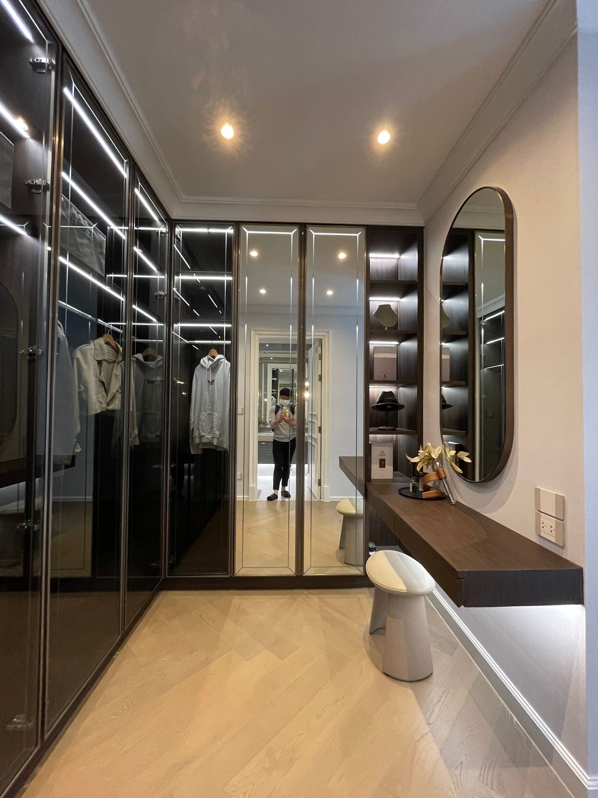 For SaleHouseSukhumvit, Asoke, Thonglor : [RARE ITEM] Luxurious corner mansion Lavista Ekkamai 10 | 429 sq m. Superior life in the heart of Ekkamai—fully decorated. Ready to move in!