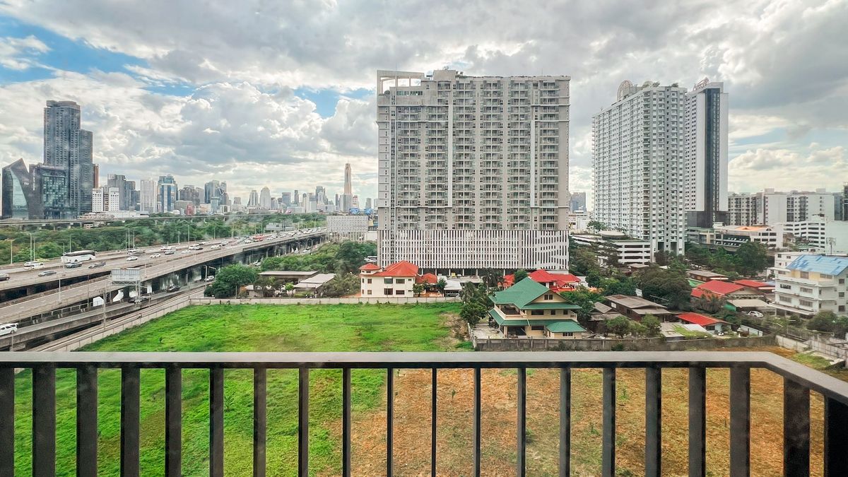 For SaleCondoRama9, Petchburi, RCA : Life Asoke Hype condo for sale, price 4,650,000 baht [MKS250631]