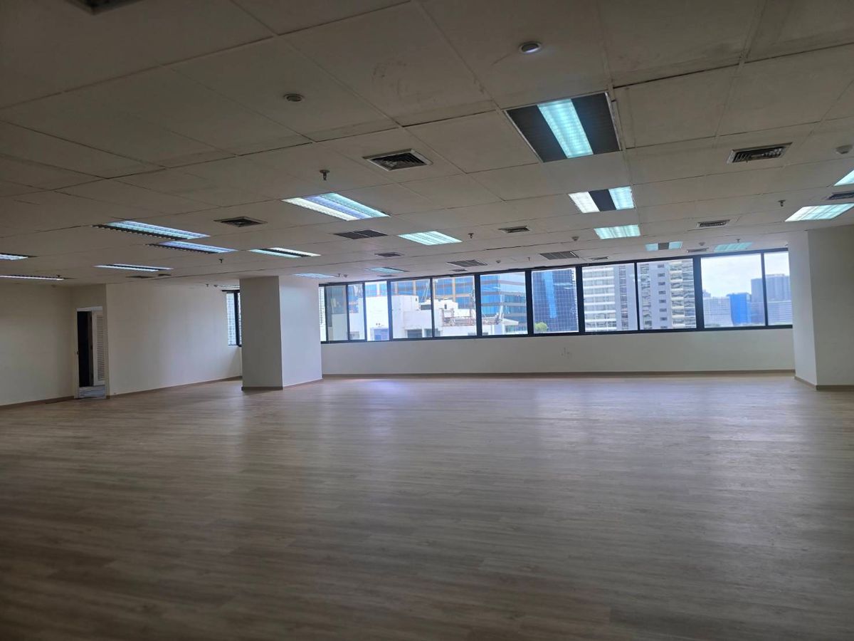 ขายสำนักงานคลองเตย กล้วยน้ำไท : 🏢 พื้นที่สำนักงาน Rare Item วิว One Bangkok วิวเมืองที่สุดในย่านนี้– ลุมพินี ทาวเวอร์ ใจกลางพระราม 4 พร้อมขายแล้ววันนี้!