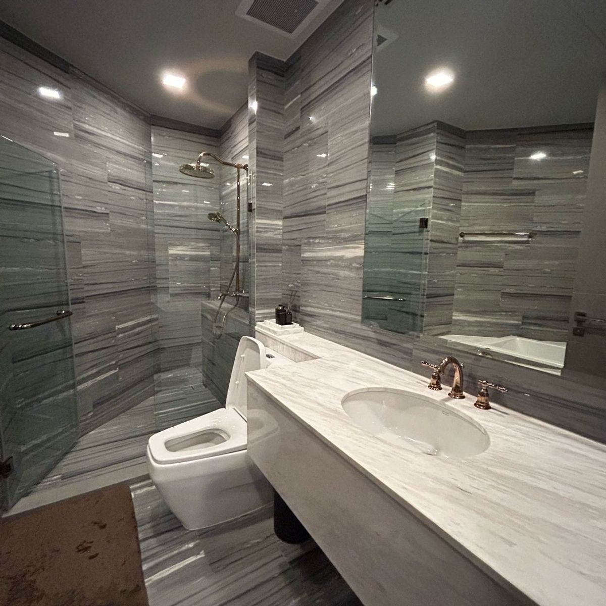 ให้เช่าคอนโดสุขุมวิท อโศก ทองหล่อ : For rent Ashton Residence 41