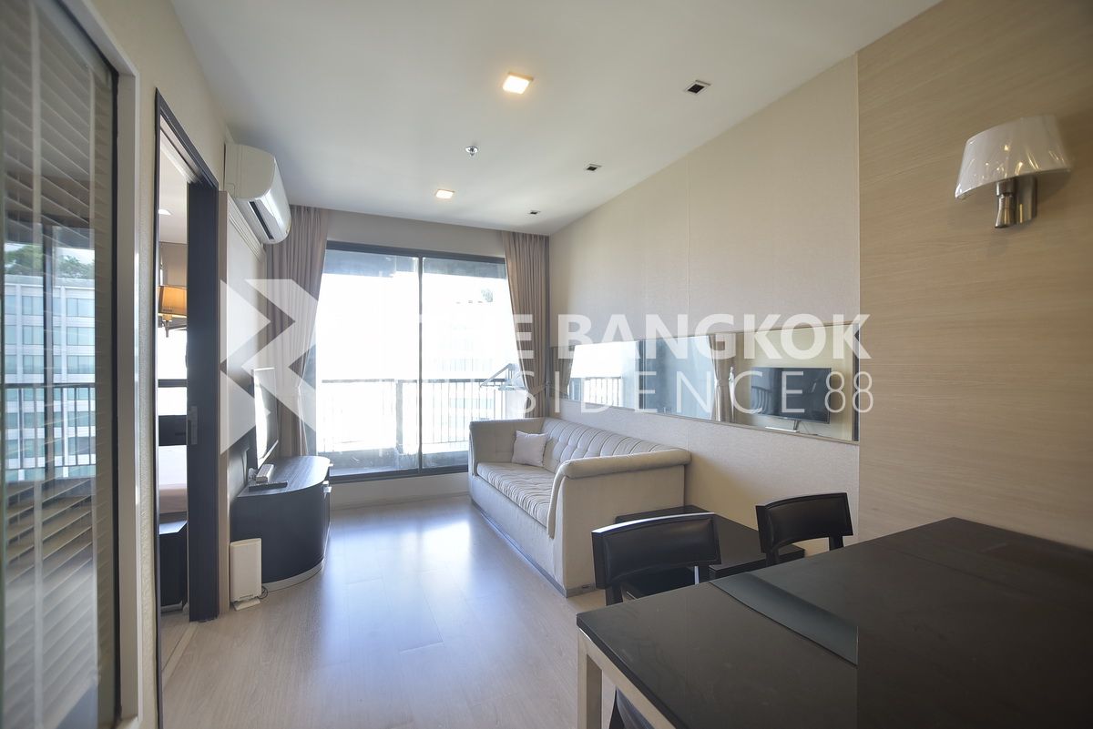 ขายคอนโดอ่อนนุช อุดมสุข :  คอนโด Luxury ทำเลใจกลางเมือง Rhythm Sukhumvit 44/1 ใกล้ BTS พระโขนง 