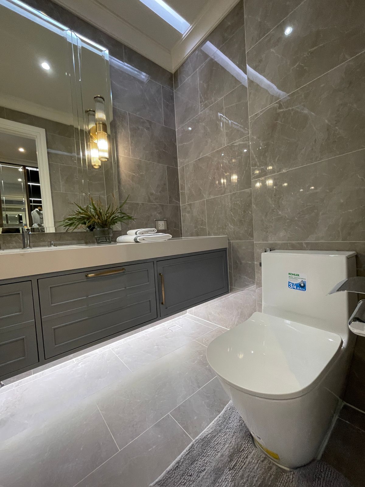 For SaleHouseSukhumvit, Asoke, Thonglor : [RARE ITEM] Luxurious corner mansion Lavista Ekkamai 10 | 429 sq m. Superior life in the heart of Ekkamai—fully decorated. Ready to move in!